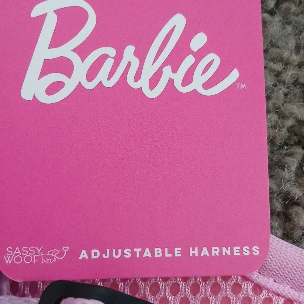 Sassy Woof Barbie Malibu Dog Harness Sz M NWT